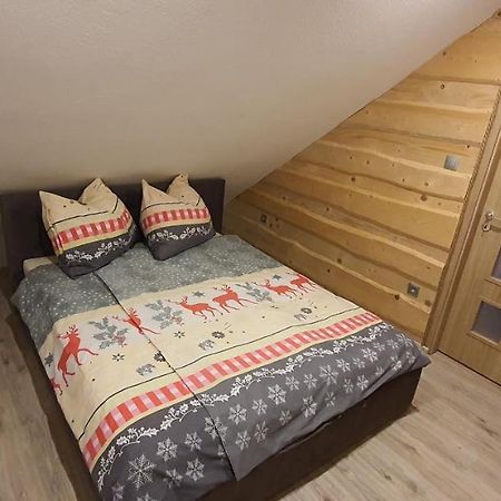 Apartmany Scarlett Mýto pod Ďumbierom Exterior foto