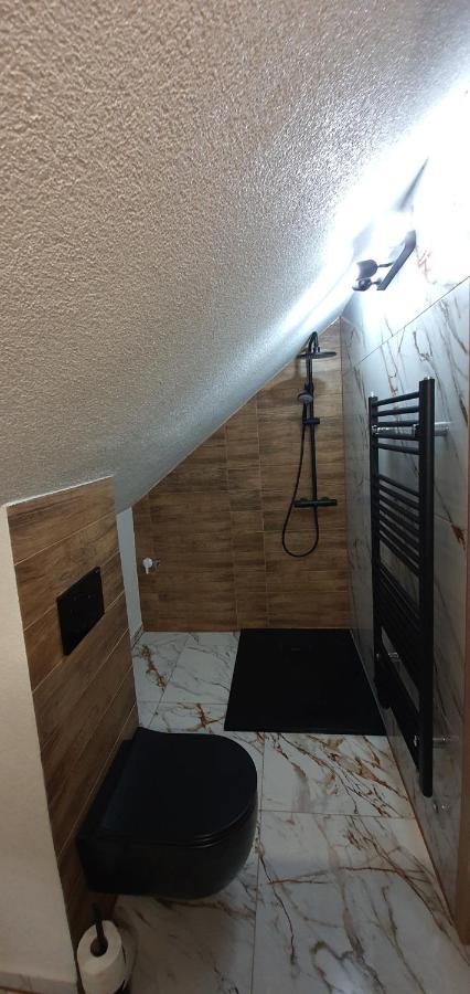Apartmany Scarlett Mýto pod Ďumbierom Exterior foto